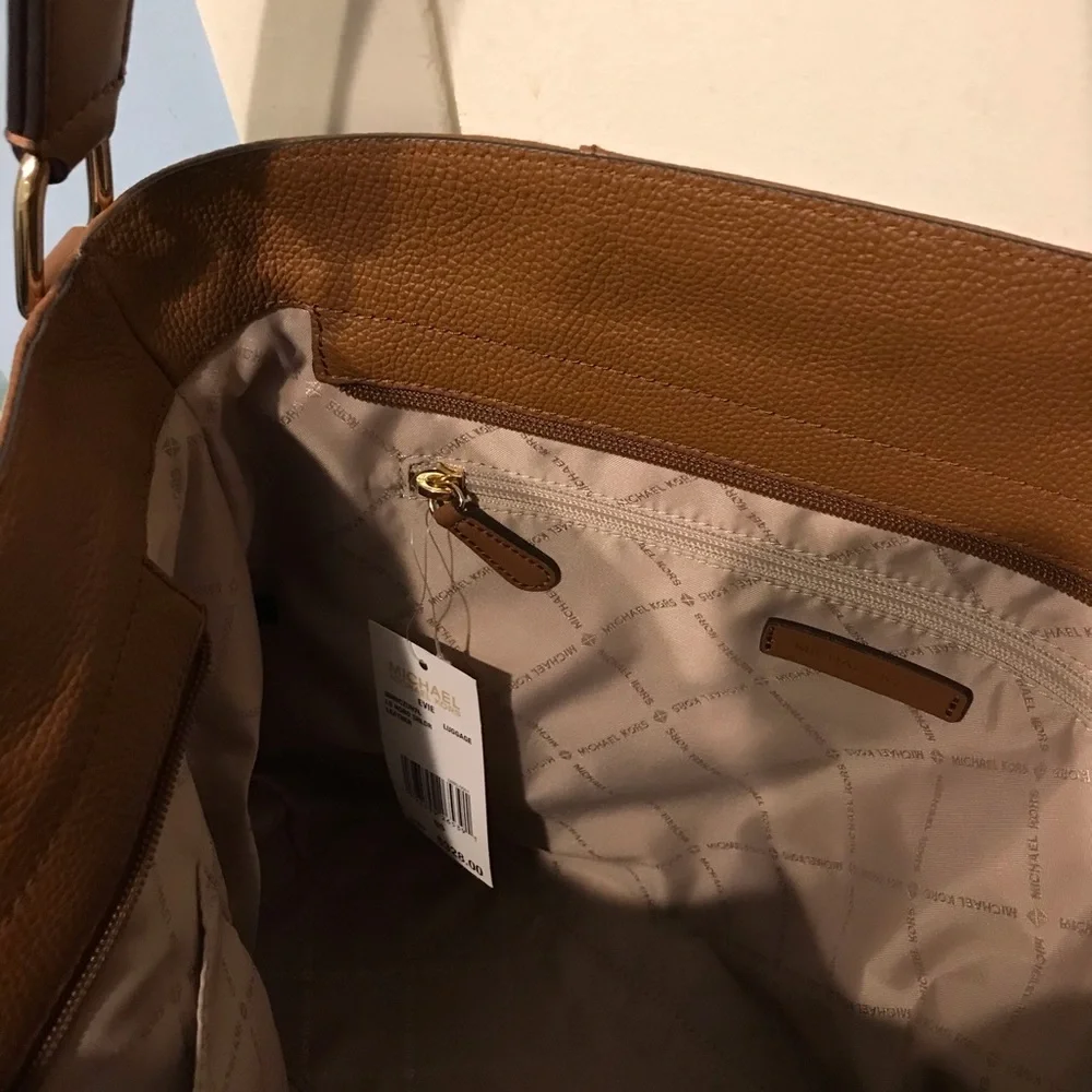 Michael Kors Brown Leather Evie Bag